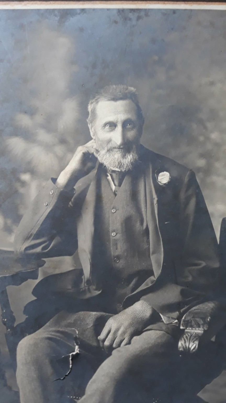 Historic portrait of Gustav Theodore Briskey